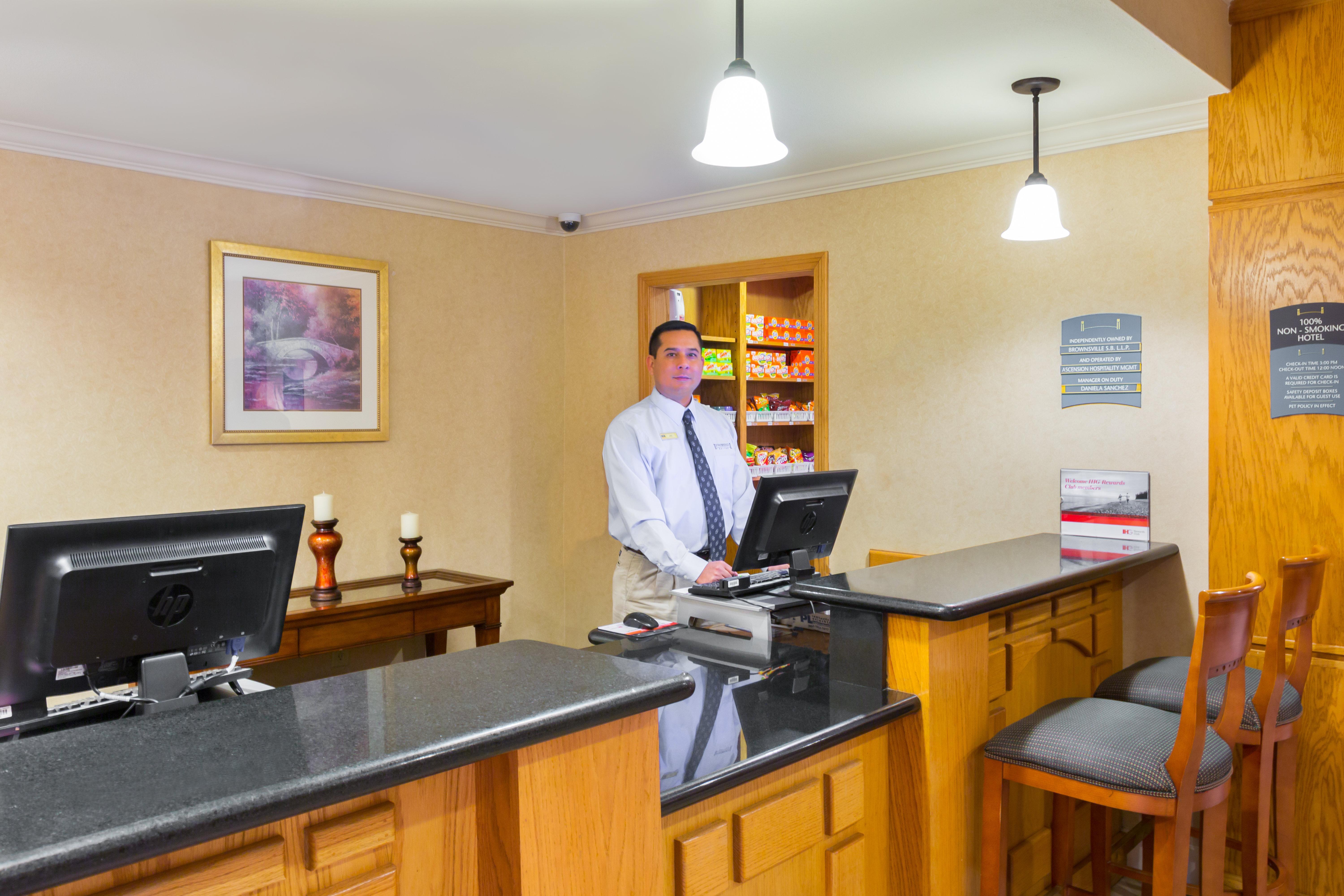 Staybridge Suites - Brownsville By Ihg Kültér fotó
